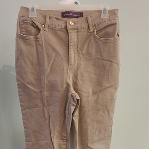 Gloria Vanderbilt jeans